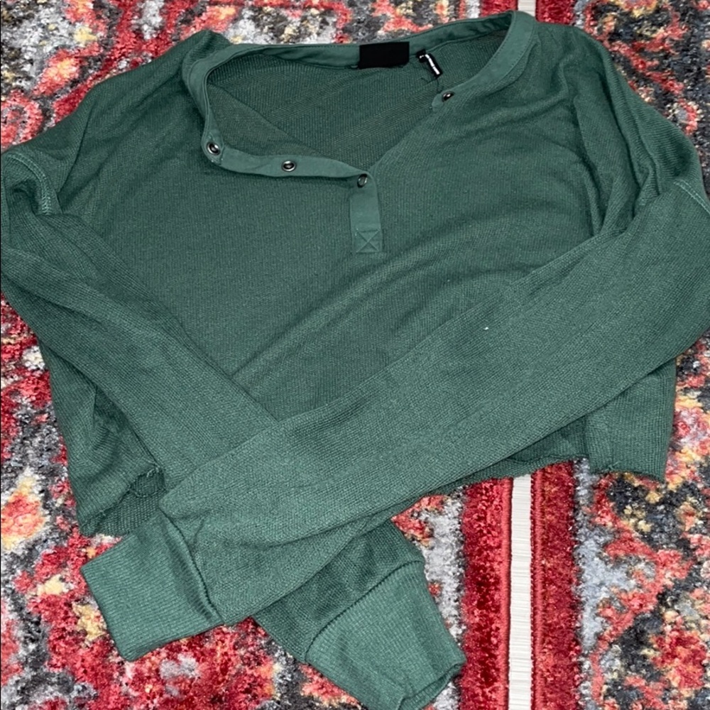 Henley cropped top
